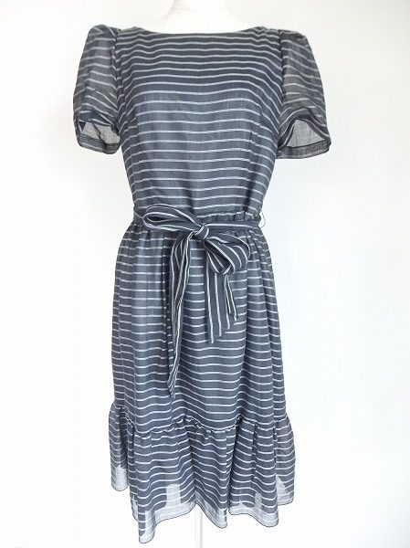 エレガントなマリンスタイル。コージワタナベのシルク混ワンピース