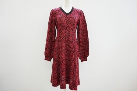 クラシカルでエレガンス。サイトウトヨコのニットワンピースを買取しました