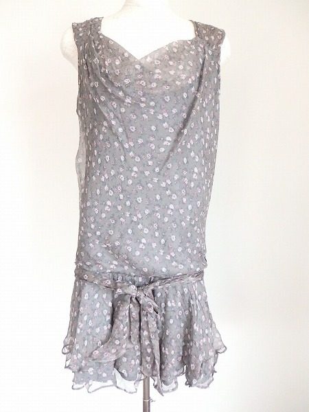 まるでパリジェンヌのワードローブのようなシネカノンのチュニック