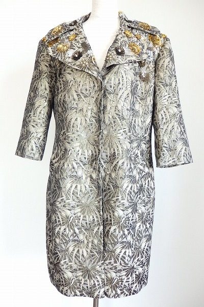 シックかつゴージャス！セントジョンのスパンコールコート