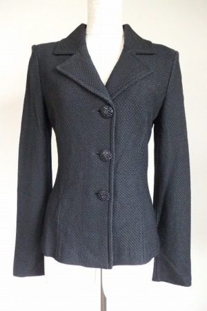 ジュエルなボタンに注目、セントジョンのブラックジャケットを買取しました