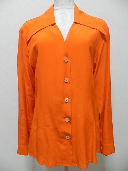 華やかで艶やか。ジャンマルコヴェンチューリのようなイタリアンブラウス