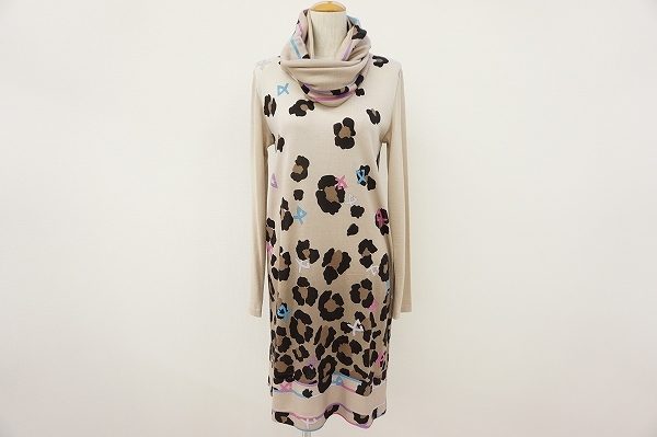 技ありのレオパード柄！レオナールのスヌード付きワンピースを買取いたしました