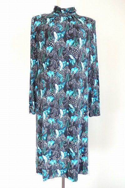 大人のエレガンス、叶えます。銀座マギーのプリントワンピースを買取しました