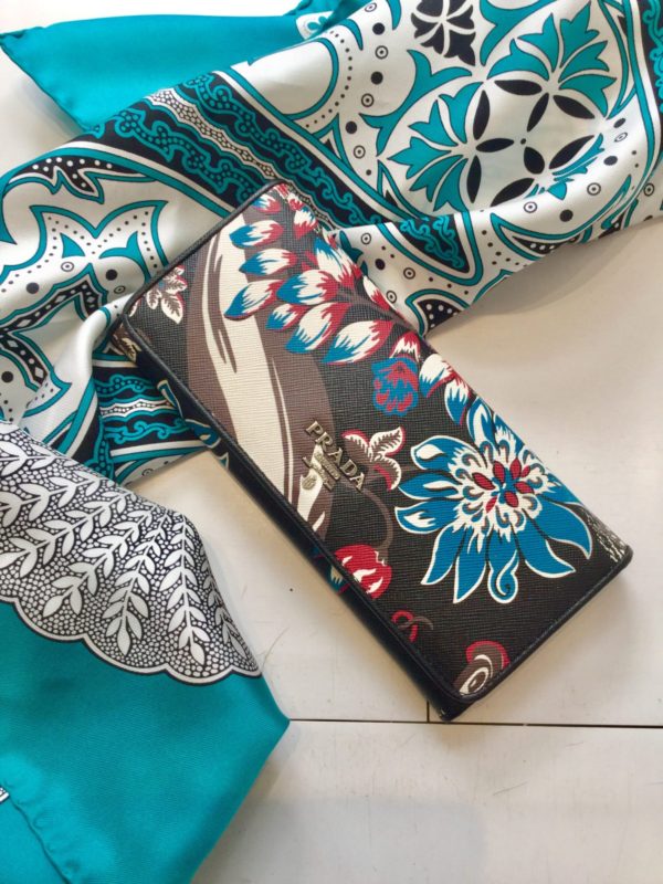 ボタニカルで遊ぶ春のスタイル