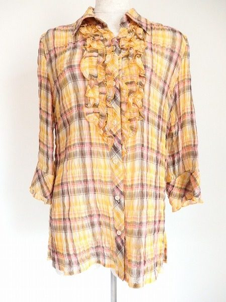 大人の可愛らしさを演出。レリアンのフリルチェックシャツを買取しました