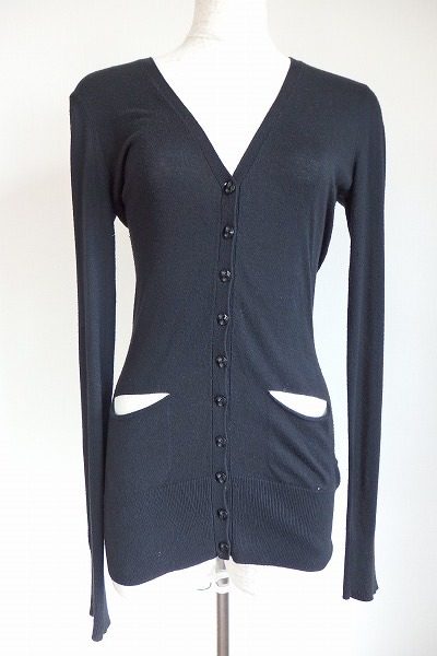 シルエットが美しく大人かわいいアルマーニのカーディガンをお買取いたしました