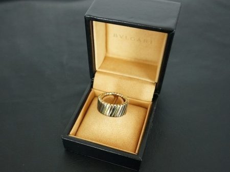 重厚感と高級感が感じられる。コーディネートのアクセントにもなるブルガリのリングを買取しました