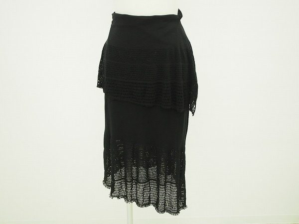 ブランドコンセプトの集大成”A-POC”を受け継いだイッセイミヤケフェットのスカートを買取しました。