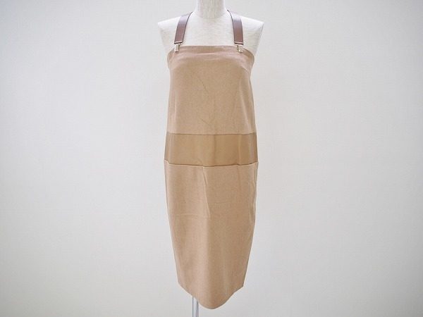 マックスマーラらしい。キャメルのバイカラーベアトップワンピースを買取しました