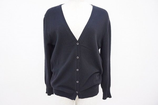 オールシーズン大活躍してくれる。グッチのカシミヤカーディガンを買取しました