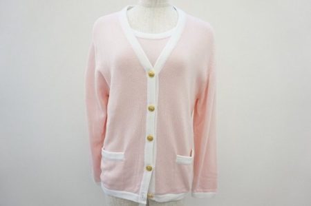 ディテールにもこだわった、甘すぎない爽やかなバランタインのピンクアンサンブル