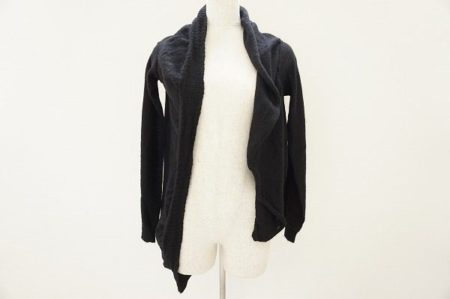 モードファッションはいかが？ヨウジヤマモトのアシンメトリーカーディガンを買取しました。