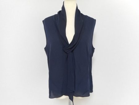 春から秋までエレガント＆フェミニンに。エスカーダのシルクカットソーを買取しました