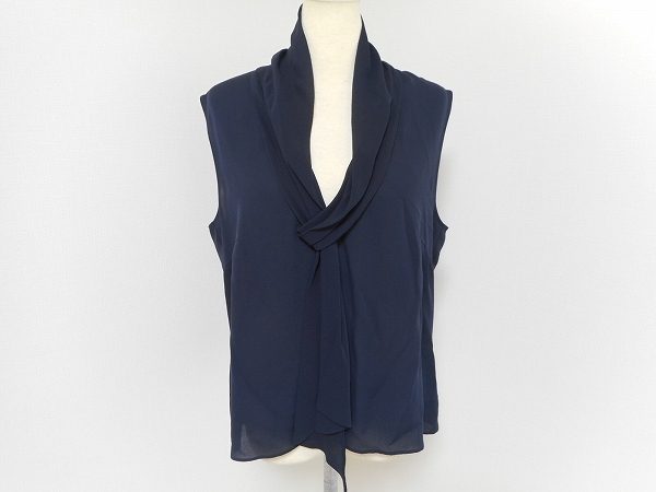 春から秋までエレガント＆フェミニンに。エスカーダのシルクカットソーを買取しました