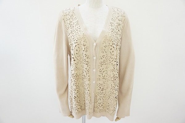 ゴージャスなレースのカッティングがエレガント!エスカーダのカーディガンを買取しました