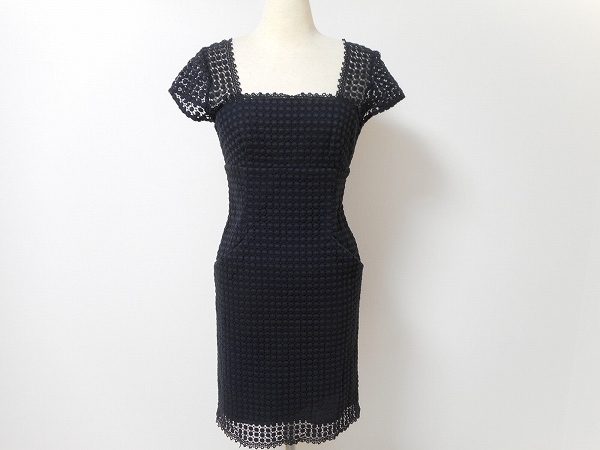 透け感がセクシーでキュート。エレガントさも感じられるミリーのワンピース