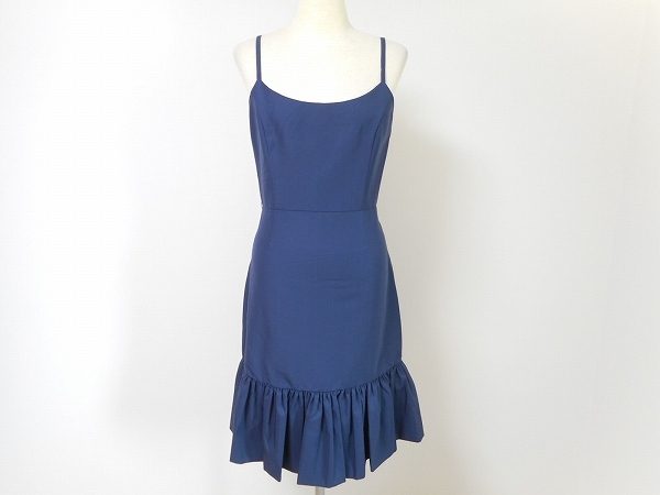 大人可愛いを実現してくれる、ケイト・スペード・ニューヨークのロイヤルブルーワンピース