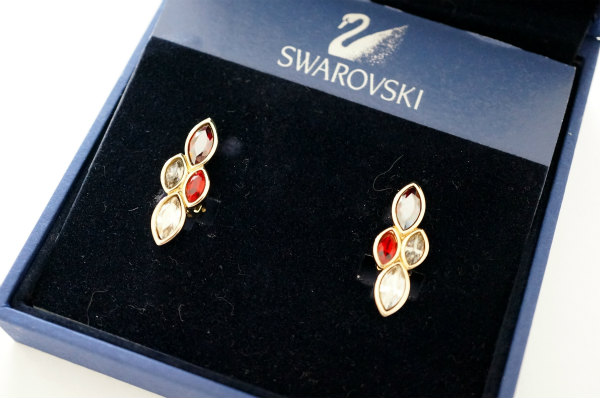 スワロフスキー SWAROVSKI イヤリング レディース