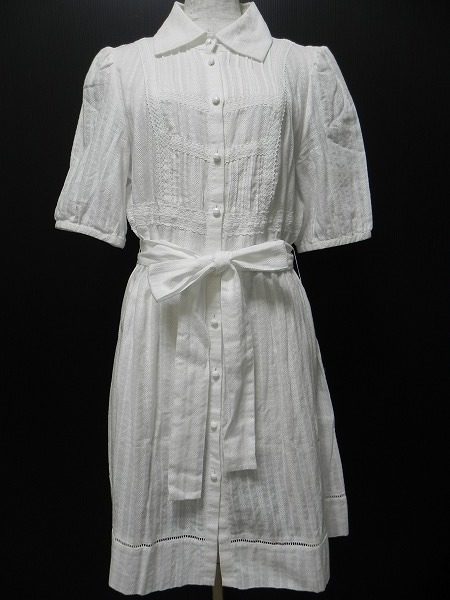 女性らしさを惹きたてる清楚なトゥービーシックのワンピースを買取致しました