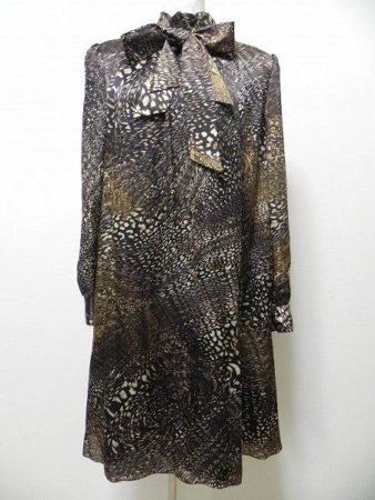 気品溢れるアニマルプリント　芦田ブランドの二代目タエアシダのシルクワンピース