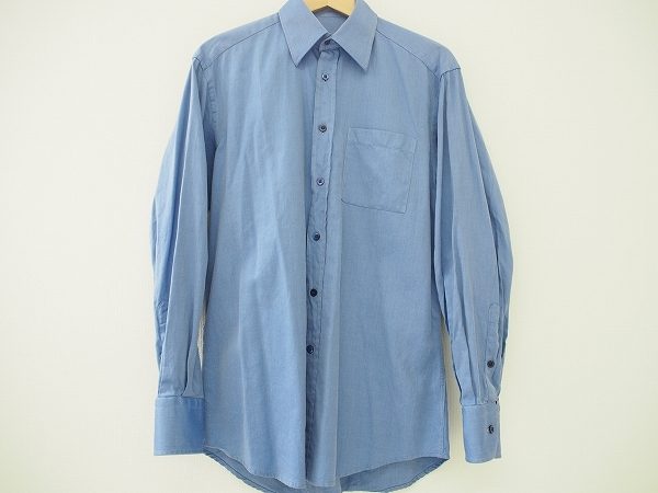爽やかなブルーが紳士的な印象。グッチの長袖シャツを買取しました