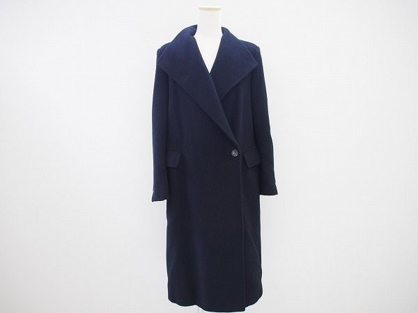 ベーシックなのにスタイリッシュ。マックスマーラのカシミヤ混コートを買取しました