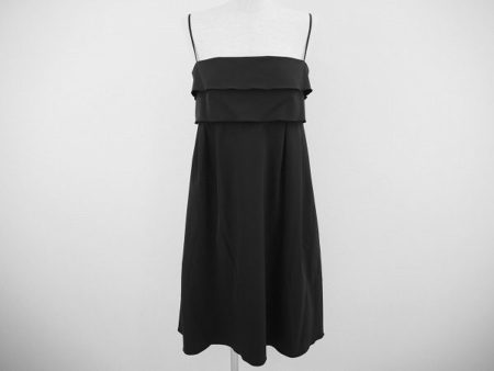 シックなのに大人可愛い上質なワンピース！フォクシーニューヨークの黒ワンピースを買取しました。