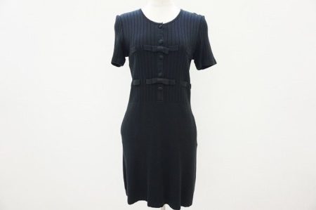 一枚で上品で大人可愛いスタイルが完成！フォクシーのワンピースを買取しました。