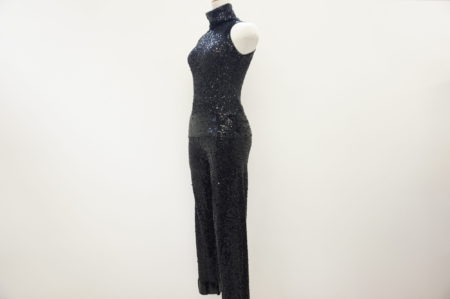 華やかでセクシー。ダナキャラン　カシミヤ・シルクスパンコールノースリーブ