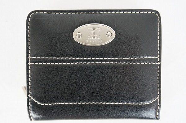 本物志向のあなたにこそお勧めしたい、上質なセリーヌの二つ折り財布を買取しました