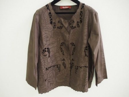 セレブな雰囲気が漂う。マックスマーラの茶系の上品なジャケットを買取しました