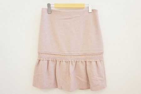 イタリアを代表するファッションブランド・モスキーノのピンクのスカートを買取しました