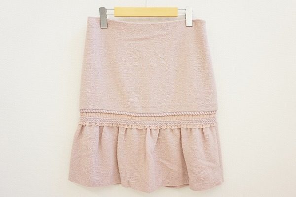 イタリアを代表するファッションブランド・モスキーノのピンクのスカートを買取しました