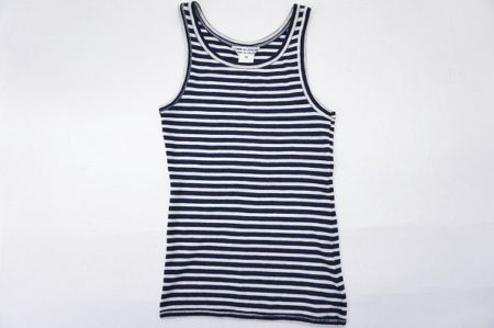 爽やかなボーダーが夏にはぴったりなコムデギャルソンのタンクトップ