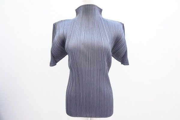 機能美とデザインの融合!プリーツプリーズのレディースカットソーを買取しました。