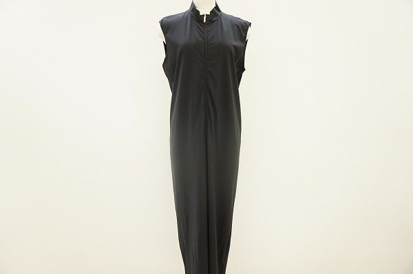 【買取りいたしました】近代的な装い！パーティーでも目立てるエスマックスマーラのワンピース