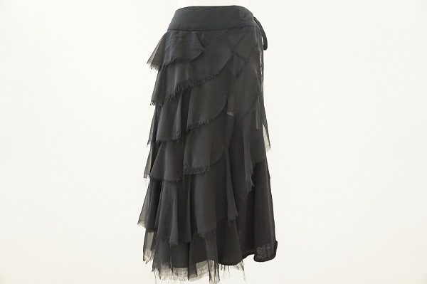 ふんわりとしていてゴージャスな雰囲気もただようコムデギャルソンのスカート