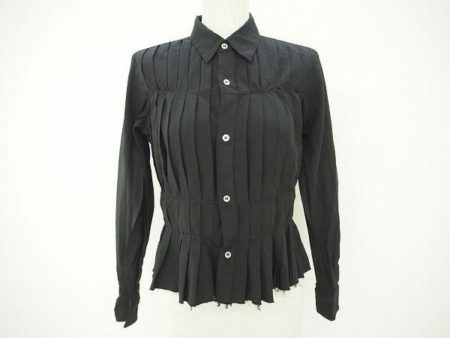 縦ラインのギャザーがスタイルを良く見せてくれる。コムデギャルソンの長袖シャツを買取りいたしました