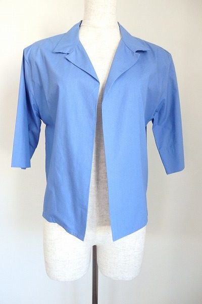 爽やかな色合いと使いやすい五分丈が魅力的なマルニのジャケット