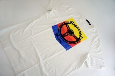 【買取りいたしました】色鮮やかなグラフィックが目を引く、ディースクエアードのプリント白Tシャツ