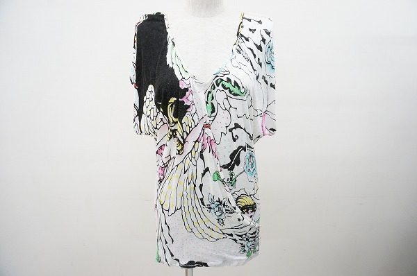 夏をエンジョイしたくなる１枚！ツモリチサトらしさ全開のカットソーを買取しました。　