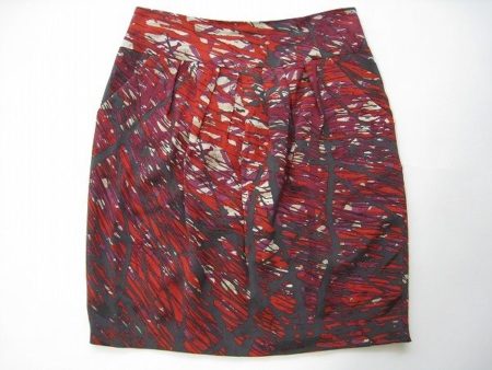 大人の女性のためのミニスカート。BCBGマックスアズリアのスカートを買取しました。