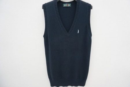 イーストボーイの紺色のレディース向けベストを買い取りました　綿素材で着心地も抜群！