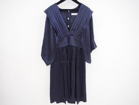 オトナ可愛いを実現！ステラマッカートニーの個性派ワンピースを買取り致しました。