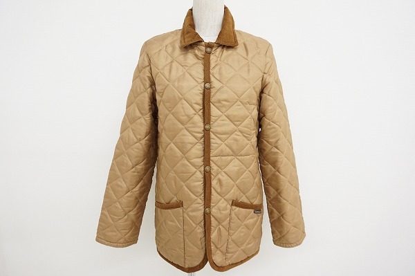 【買取情報】シンプルなデザインで飽きずに長く愛用できるラベンハムのジャケット