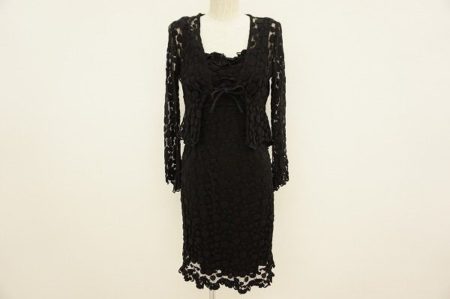 クラシカルな雰囲気がお好きな貴女に。アナスイのボレロとワンピースのセットを買取しました。　