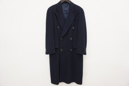 クールでクラシカルな大人を演出。フェンディのダブルチェスターコートを買取しました