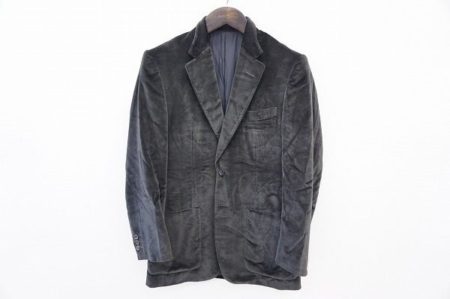 オンにもオフにも着回しがしやすい。グッチのメンズ向けシルク製ジャケットをお売りいただきました