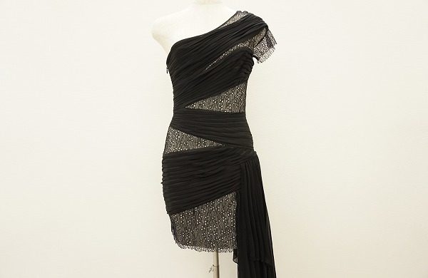 【買取致しました】ビーシービージーマックスアズリアの個性的なドレスでパーティーの主役に